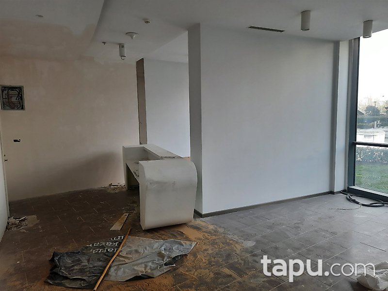 İstanbul Ataşehir Dumankaya İkon 'da 6+1 Ofis