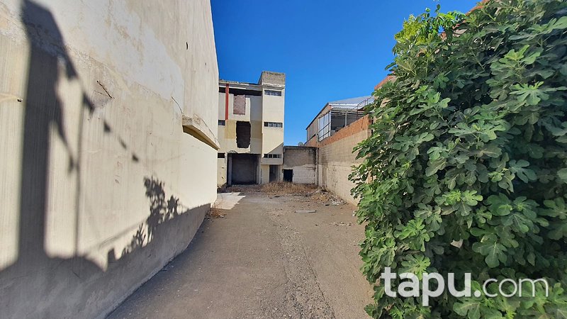 Adıyaman Merkez Altınşehir Mahallesinde Çır Çır Fabrikası ve Arsası