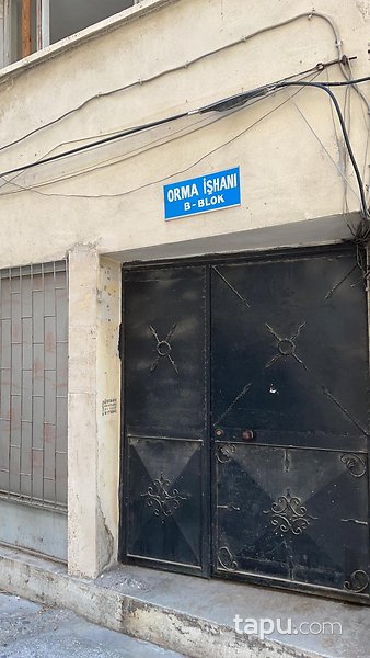 Mersin Akdeniz Orma İşhanın'da İskanlı 50m2 Ofis