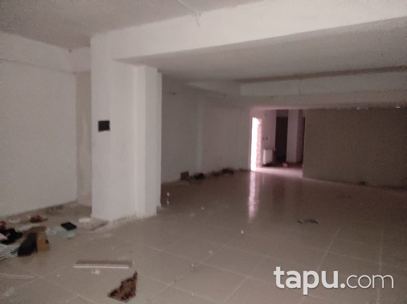 Kayseri Talas Mevlana Mahallesi'nde İskanlı 215 m2 Depolu Dükkan
