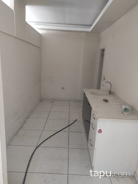 Kayseri Talas Mevlana Mahallesi'nde İskanlı 215 m2 Depolu Dükkan