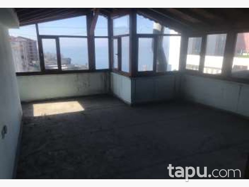 Düzce Akçakoca Yalı Mahallesi'nde 145 m2 5+1 Çatı Piyesli İskanlı Daire