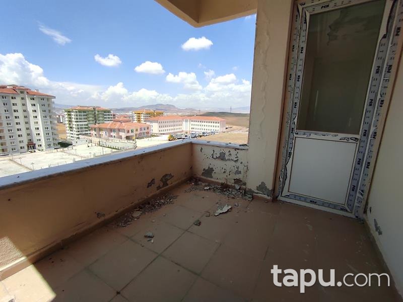 Ankara Sincan Alcı Mahallesi'nde 130 m2 Natamam Daire