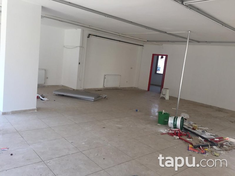 İstanbul Sancaktepe Akpınar Mahallesi'nde 205 m2 Dükkan