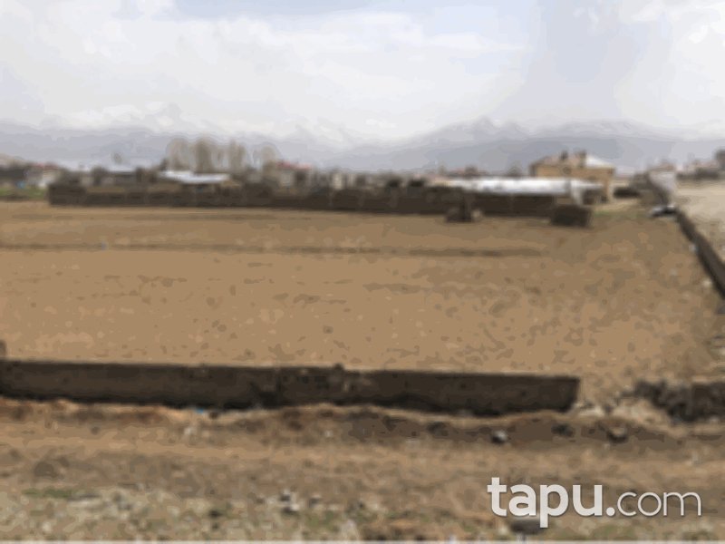 Bitlis Tatvan Karşıyaka Mahallesi'nde 452 m2 Arsa