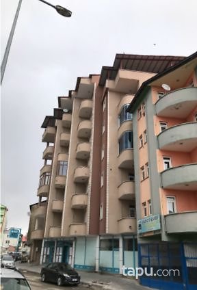 Ağrı Merkez Cumhuriyet Mahallesi'nde 3+1 150 m2 Daire
