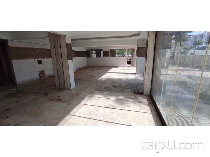 Ankara Sincan Andiçen Mahallesi'nde 171 m2 İskanlı Depolu Dükkan