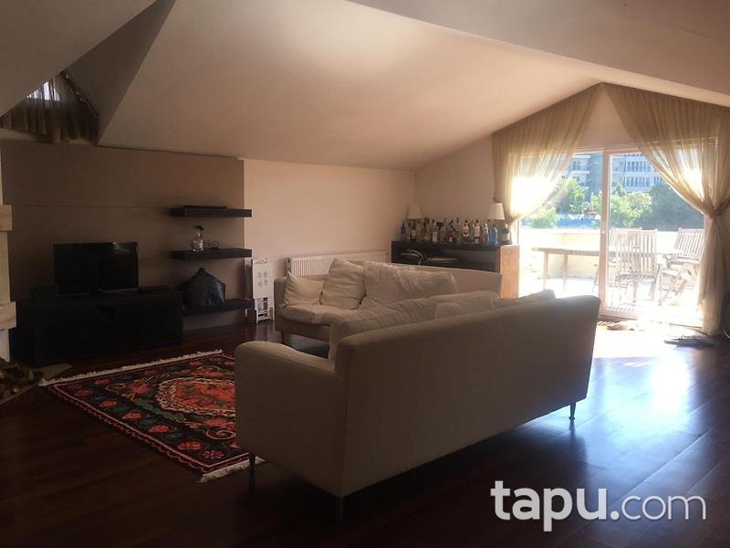 İstanbul Göktürk Sıra Evler Sitesi'nde 5+2 Dubleks Daire