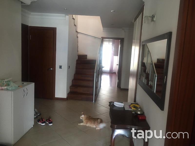 İstanbul Göktürk Sıra Evler Sitesi'nde 5+2 Dubleks Daire