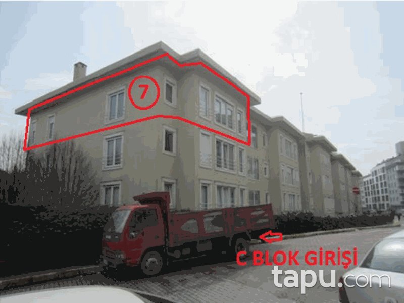 İstanbul Göktürk Sıra Evler Sitesi'nde 5+2 Dubleks Daire