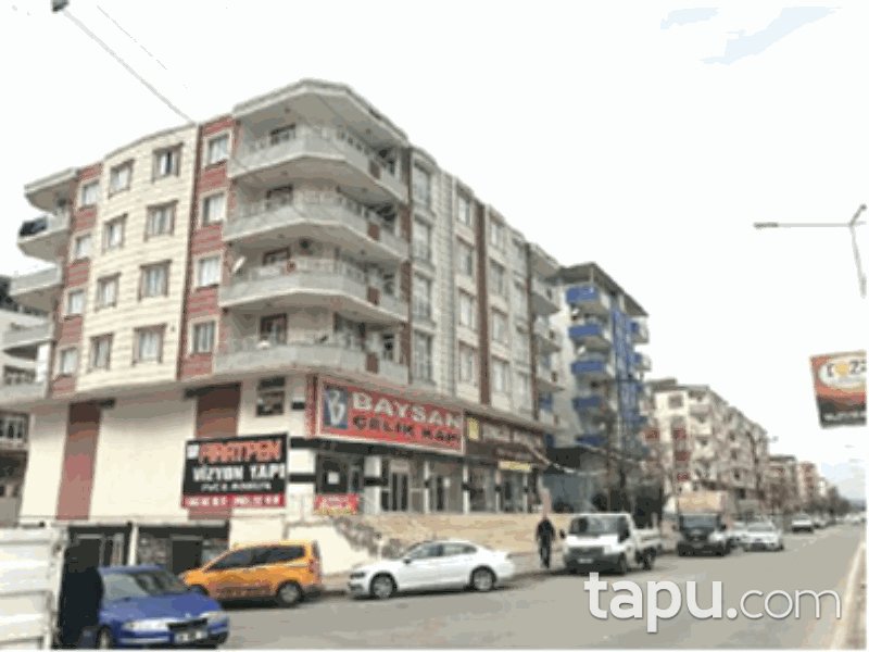 Batman Merkez Pazaryeri Mahallesi'nde 347 m2 3 adet Dükkan