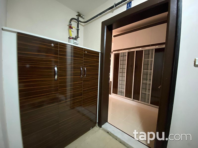 Konya Selçuklu Kosova Mahallesi Hilal Sitesi 'nde 3+1 150 m2 Daire