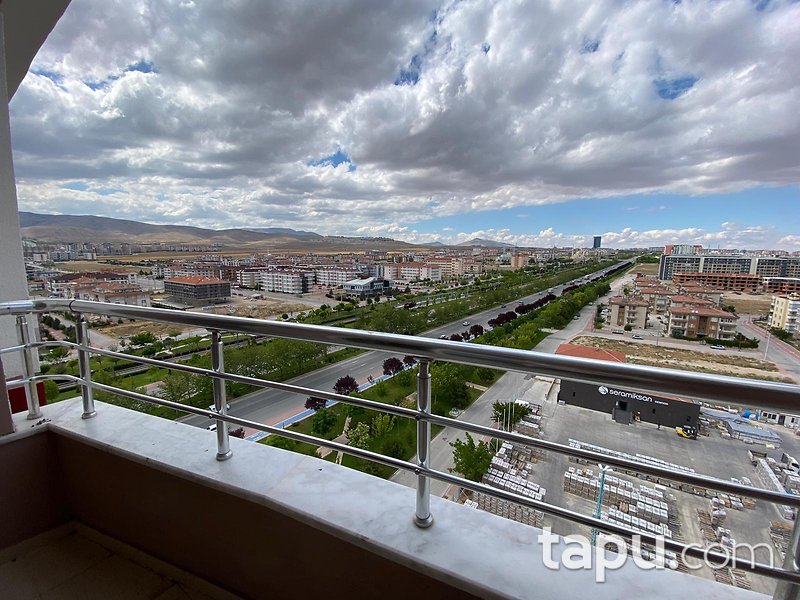 Konya Selçuklu Kosova Mahallesi Hilal Sitesi 'nde 3+1 150 m2 Daire