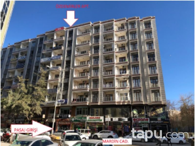 Mardin Kızıltepe Özdemir İş Merkezi'nde 20 m2 Dükkan