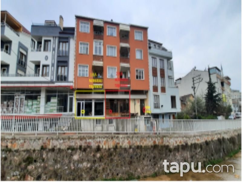 Kocaeli Körfez Kuzey Mahallesi'nde 153 m2 Depolu Dükkan