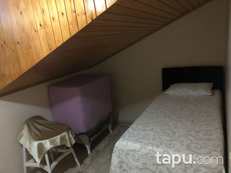 İstanbul Pendik Kaynarca Mahallesi'nde 190 m2 Teraslı Dubleks Daire