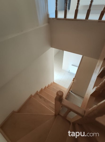 Karaman Merkez Çeltek Mahallesi'nde 4+1 195 m2 Dubleks Daire