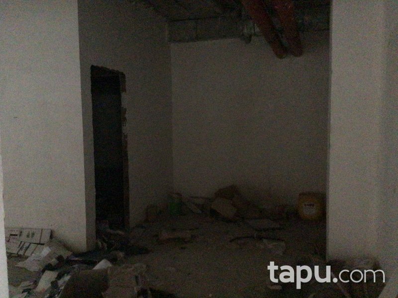 İstanbul Ümraniye Sarissa Sitesi'nde 142 m2 Dükkan