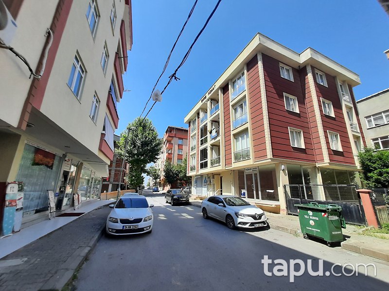 İstanbul Tuzla Aydıntepe Mahallesi'nde 83 m2 Depolu Dükkan