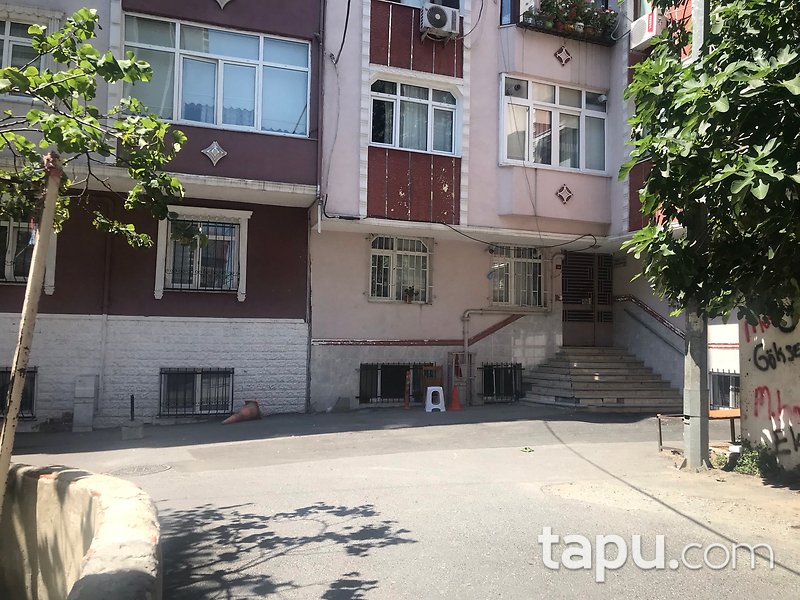 İstanbul Gaziosmanpaşa Yıldıztabya Mahallesi'nde 2+1 85 m2 Daire