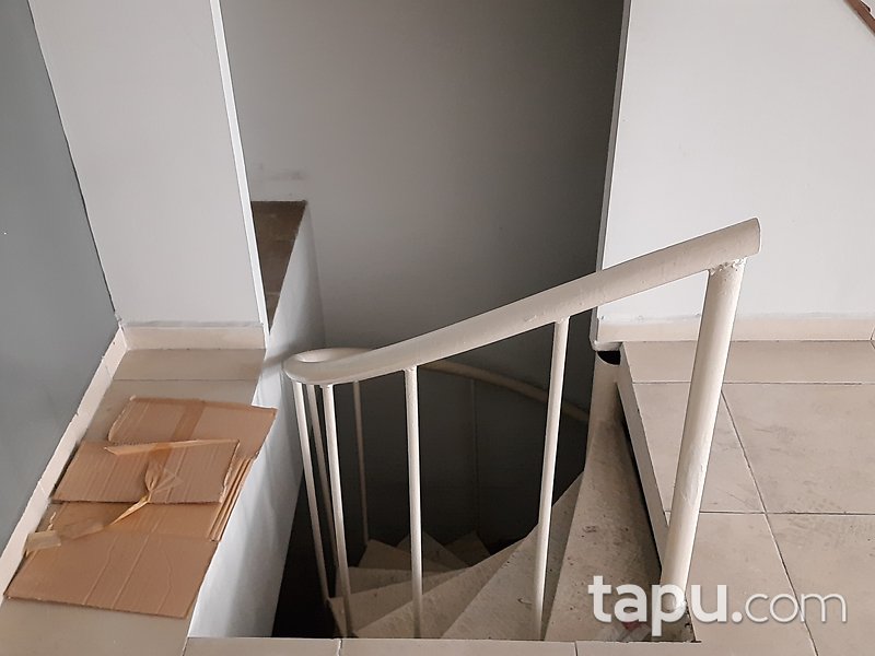 İstanbul Şişli Perpa İş Merkezi'nde 166 m2 2 Adet Dükkan