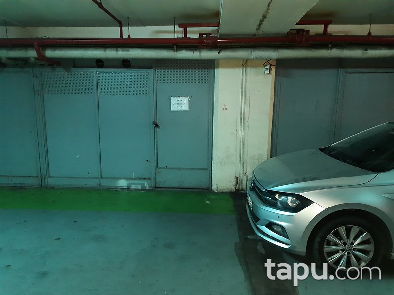 İstanbul Şişli Perpa İş Merkezi'nde 166 m2 2 Adet Dükkan