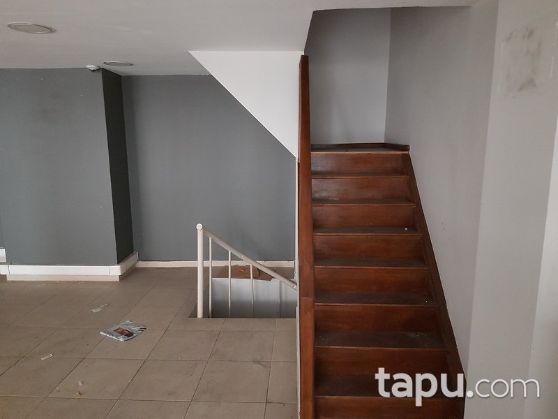 İstanbul Şişli Perpa İş Merkezi'nde 166 m2 2 Adet Dükkan