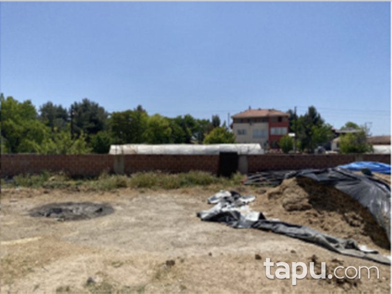 Afyonkarahisar Basmakçı Akkeçili Mahallesi'nde 748 m2 Arsa