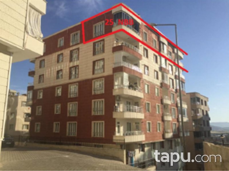 Siirt Merkez Yeni Mahallesi'nde 4+1 183 m2 Daire