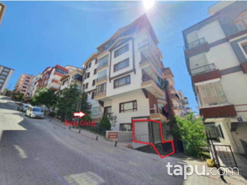 Ankara Keçiören'de Ana Caddeye Yakın Depolu Dükkan