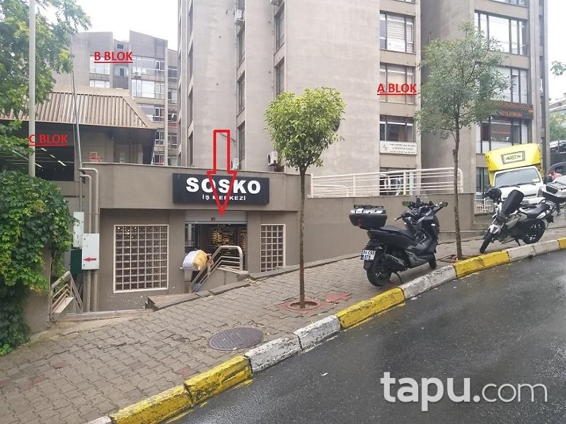 İstanbul Şişli Meşrutiyet Sosko İşmerkezi'nde 83 m2 Dükkan