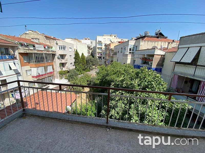İzmir Buca Güven Mahallesi'nde 3+1 136 m2 Daire