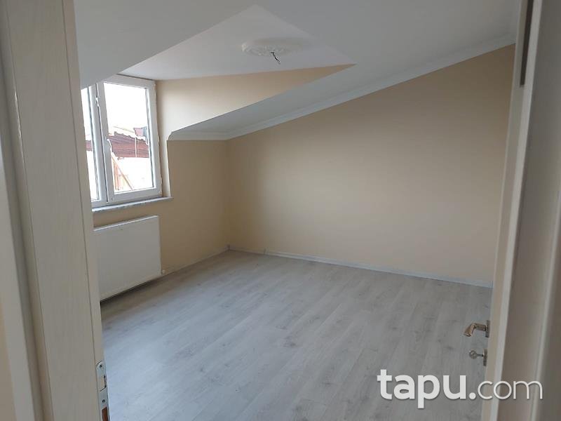 Başiskele Barbaros Mahallesi'nde 4+1 Teraslı Deniz Manzaralı Dubleks