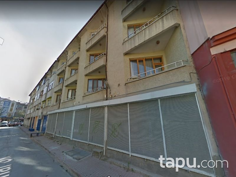 Konya Karatay Sultan Mesud Mahallesi'nde 110 m2 İskanlı Depolu Dükkan