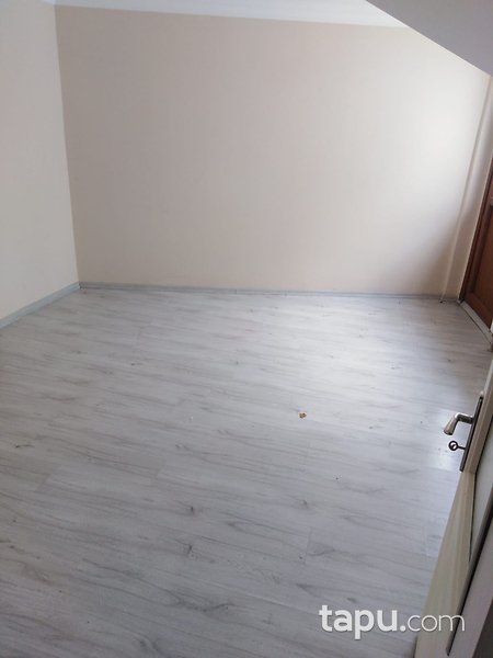 Kocaeli Çayırova İnönü Mahallesi'nde 106 m2 Dubleks Daire