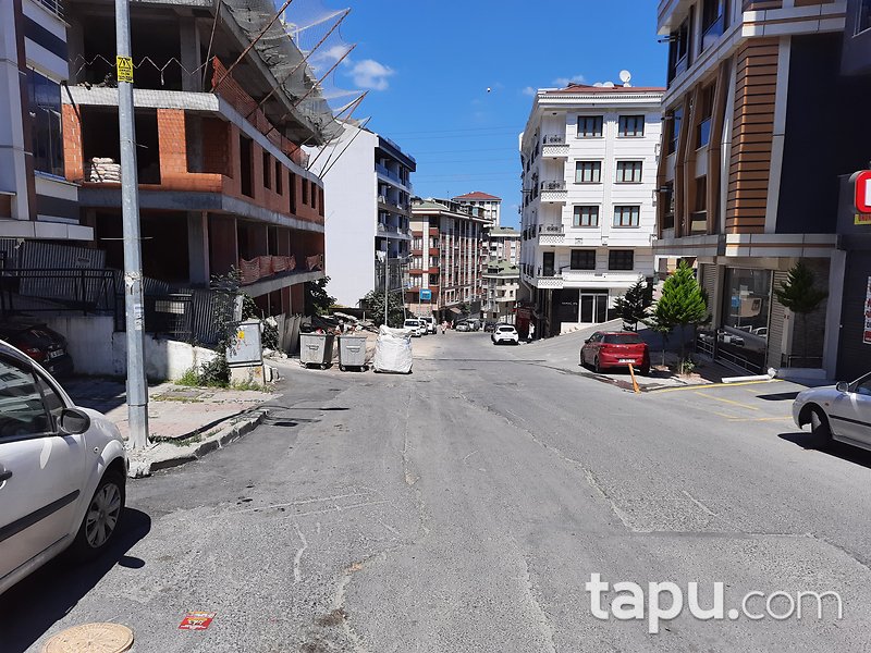 İstanbul Eyüp Çırçır Mahallesi'nde 128 m2 Depolu Dükkan