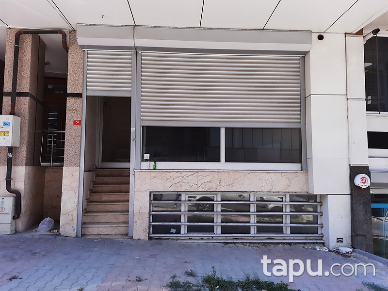 İstanbul Eyüp Çırçır Mahallesi'nde 128 m2 Depolu Dükkan