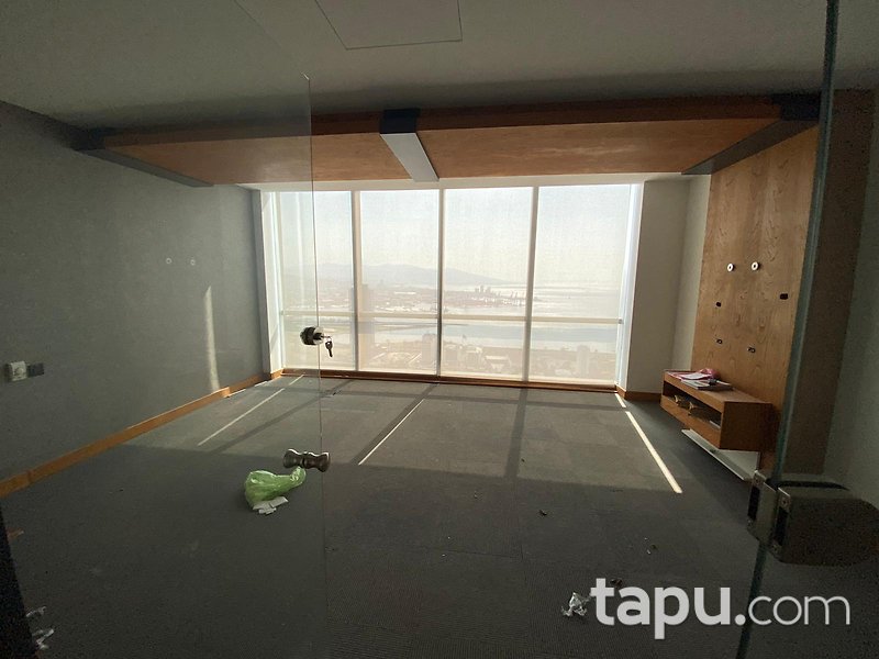 İzmir Bayraklı Folkart Towers'da 63 m2 Ofis
