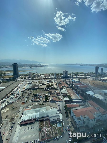 İzmir Bayraklı Folkart Towers'da 63 m2 Ofis