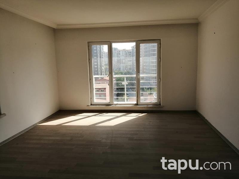 Ankara Altındağ Güneşevler Sitesi'nde 5+1 Dubleks Daire