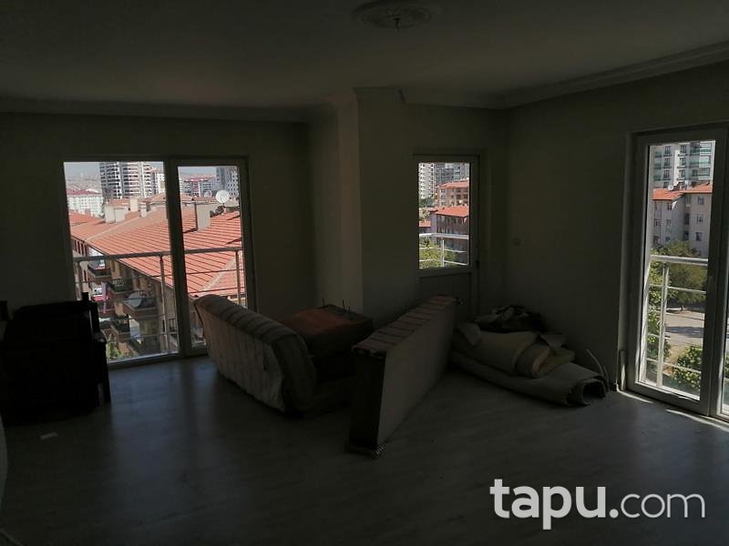 Ankara Altındağ Güneşevler Mahallesi'nde 8+1 Dubleks Daire