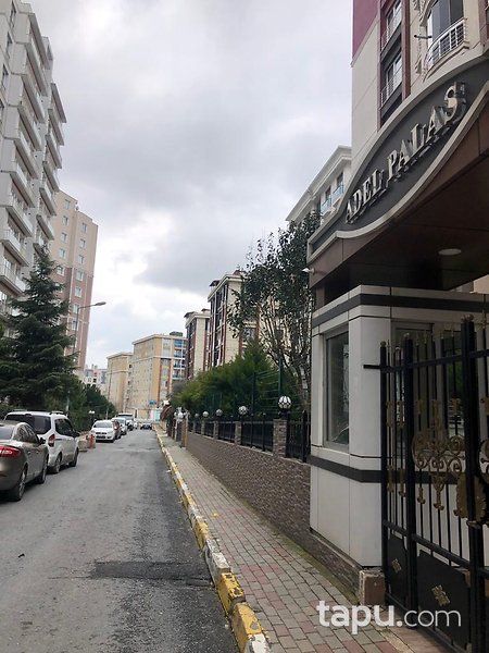 Beylikdüzü Adel Palas'ta 160 m2 2+1 Daire