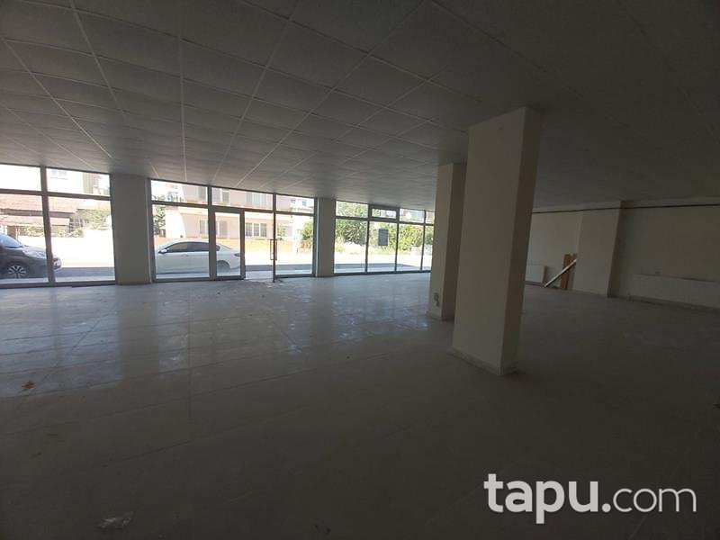 Tekirdağ Muratlı Naim Sav Caddesi'ne Cepheli 232 m2 Dükkan