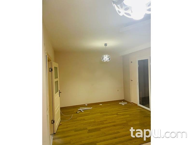 Mersin Mezitli Sunay Konutları'nda 3+1 138 m2 Daire (1511)