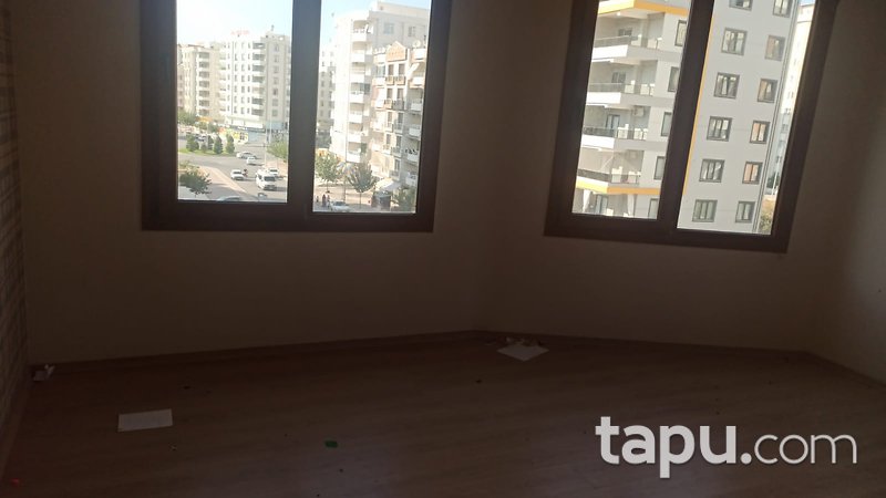 Şanlıurfa Karaköprü Ataşehir Mahallesi'nde 3+1 174 m2 Daire