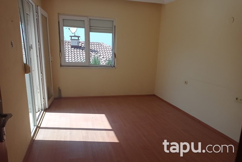 Aydın Kuşadası Hacıfeyzullah Mahallesi Can Evler Sitesi'nde 3+1 Villa