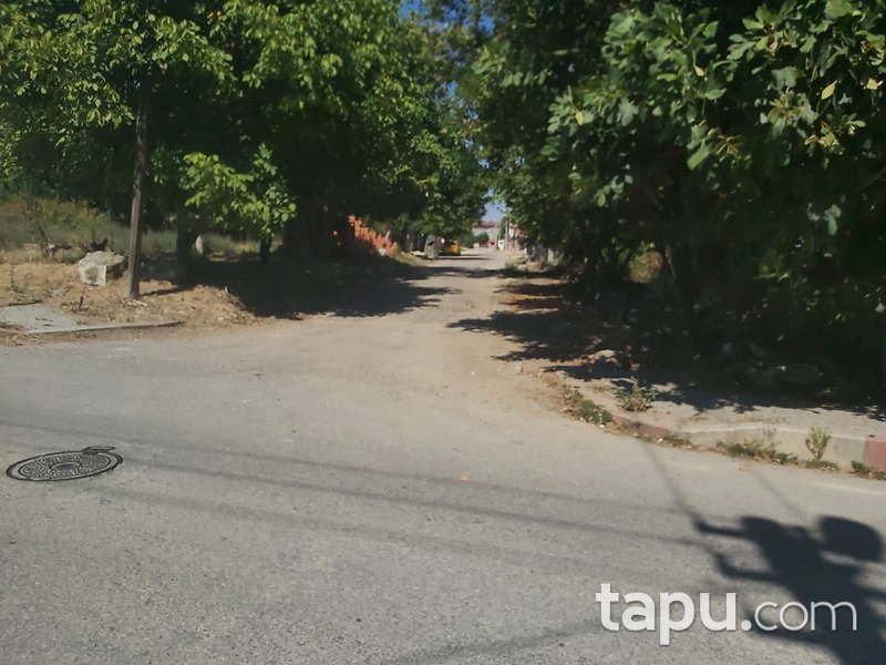 Edirne Merkez Yıldırım Beyazıt Mahallesi'nde 1+1 55 m2 Bahçeli Kargir Ev