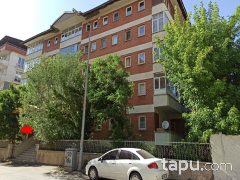 Ağrı Merkez Sıddıkiye Mahallesi'nde 3+1 137 m2 Daire