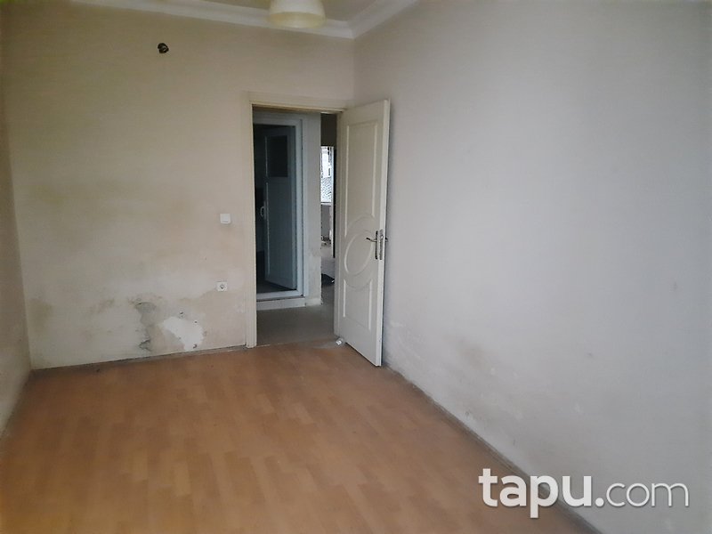 Esenyurt Akçaburgaz Mahallesi'nde 2+1 80 m2 Daire