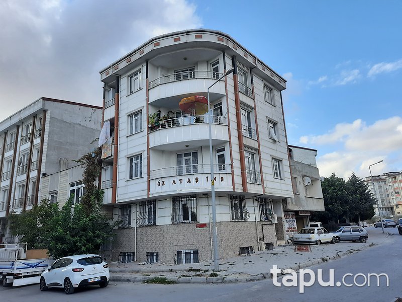 İstanbul Esenyurt Yeşilkent Mahallesi'nde 2+1 81 m2 Daire